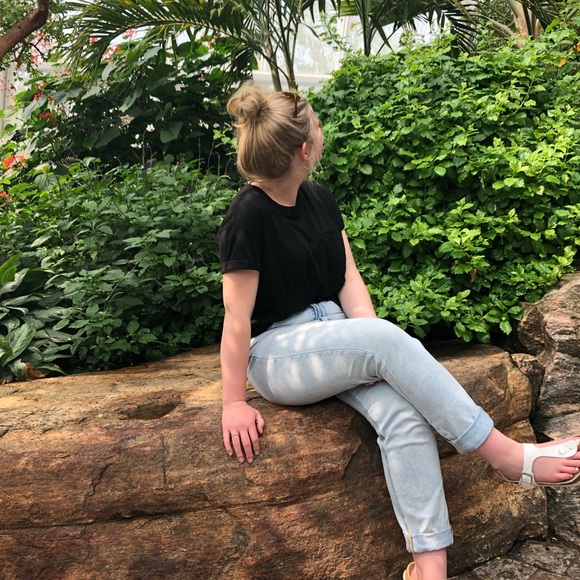 Meet your Posher, Abby - Picture 1 of 1